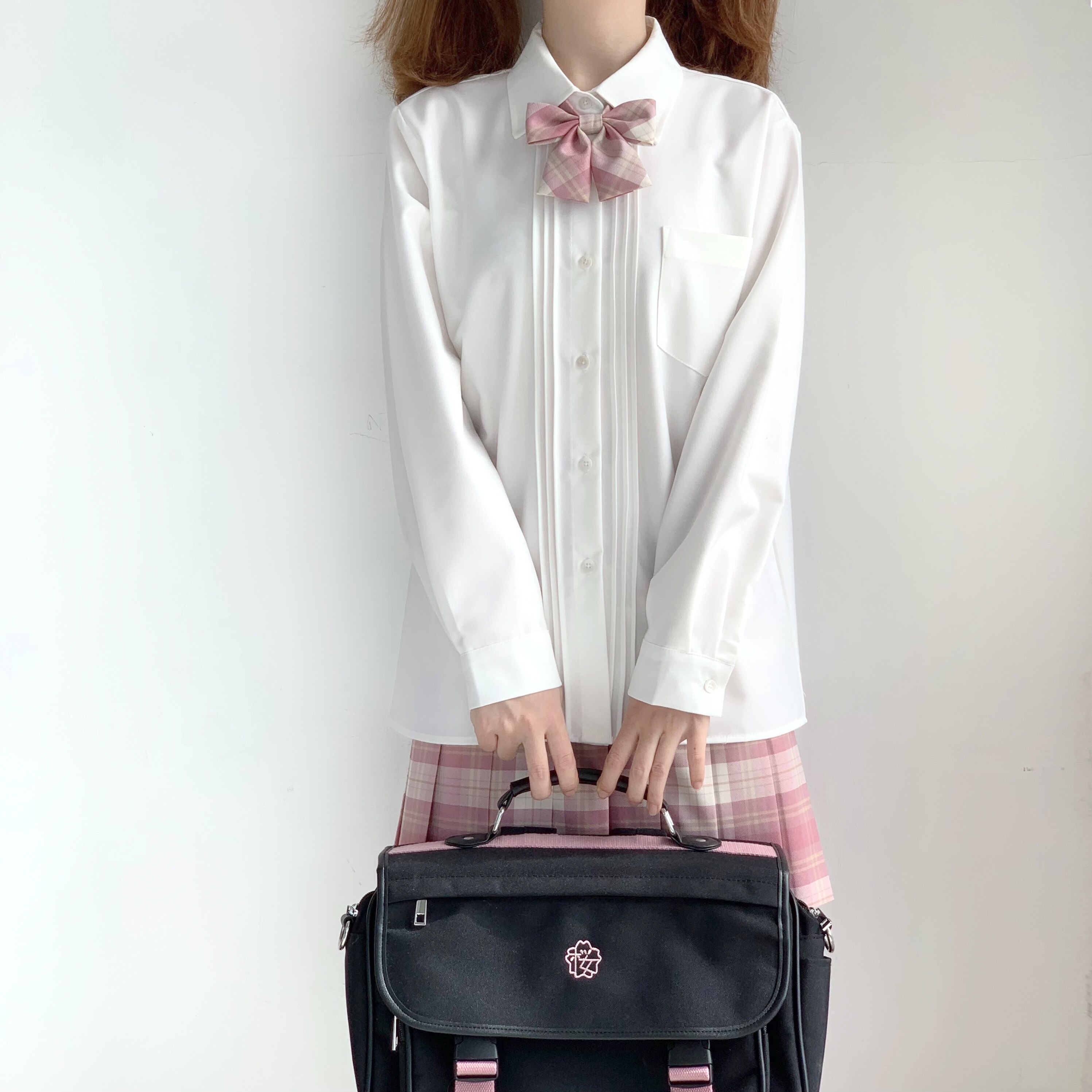 车厘子jk衬衫上衣基础款奶白宽松直筒风琴褶秋季短长袖原创衬衣女