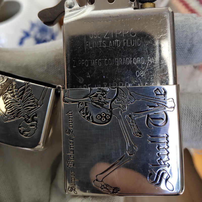 全新正品zippo芝宝08年日版2siskr镀银双面骷髅zippo