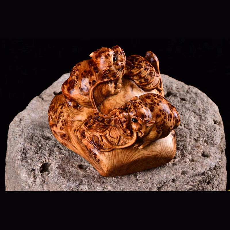 太行崖柏金蟾摆件陈化料柏木雕刻文玩手把家居摆件