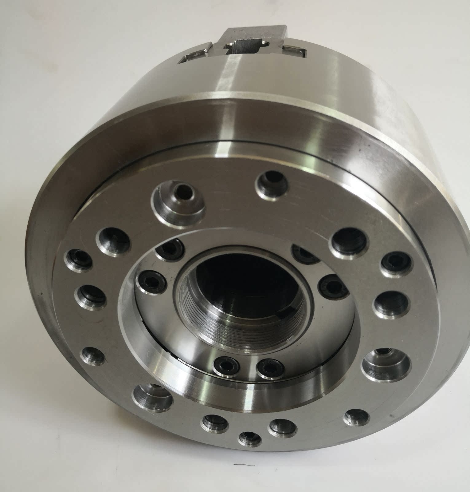 厂家直销三爪中空液压卡盘5寸,6寸,8寸,10寸