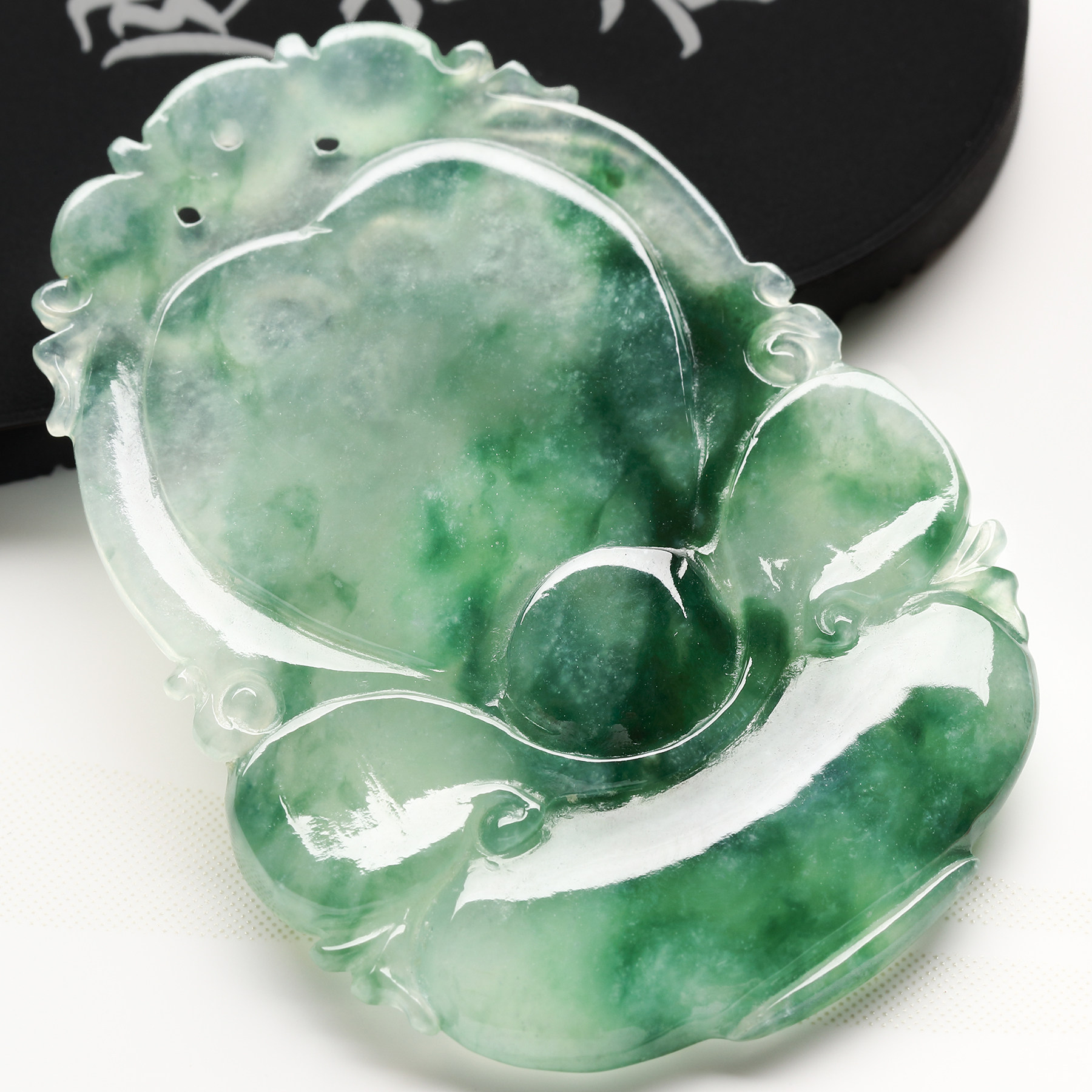 缅甸玉石吊坠老坑冰种项坠天然货玉坠飘花绿颈饰