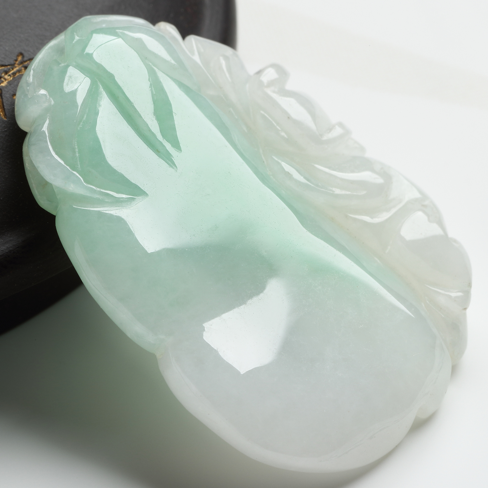 缅甸福瓜翡翠飘阳项坠天然玉石青玉白底老坑颈饰