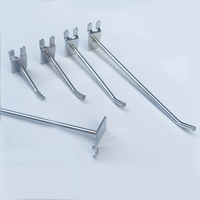 不锈钢色发铝槽板钩双脚槽板勾铝合金槽板饰品挂钩上墙挂钩