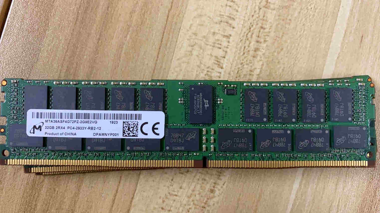 镁光32gddr42933eccreg服务器内存条pc42933y32gb内存