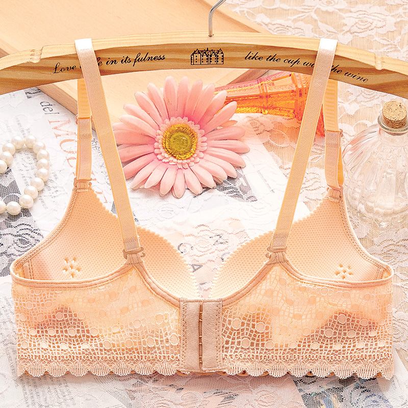 无痕内衣女夏季薄款透气洞洞杯聚拢上托少女bra半杯无钢圈文胸
