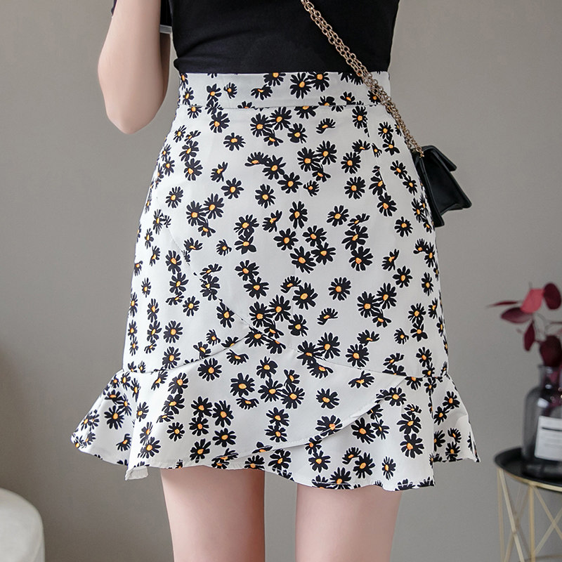 碎花短裙女2021新款夏季不规则包臀高腰荷叶边鱼尾裙小雏菊半身裙