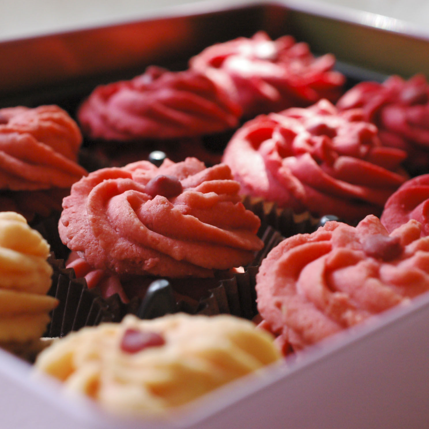 独家创意天然玫瑰红丝绒渐变手工曲奇无添加进口曲奇饼干