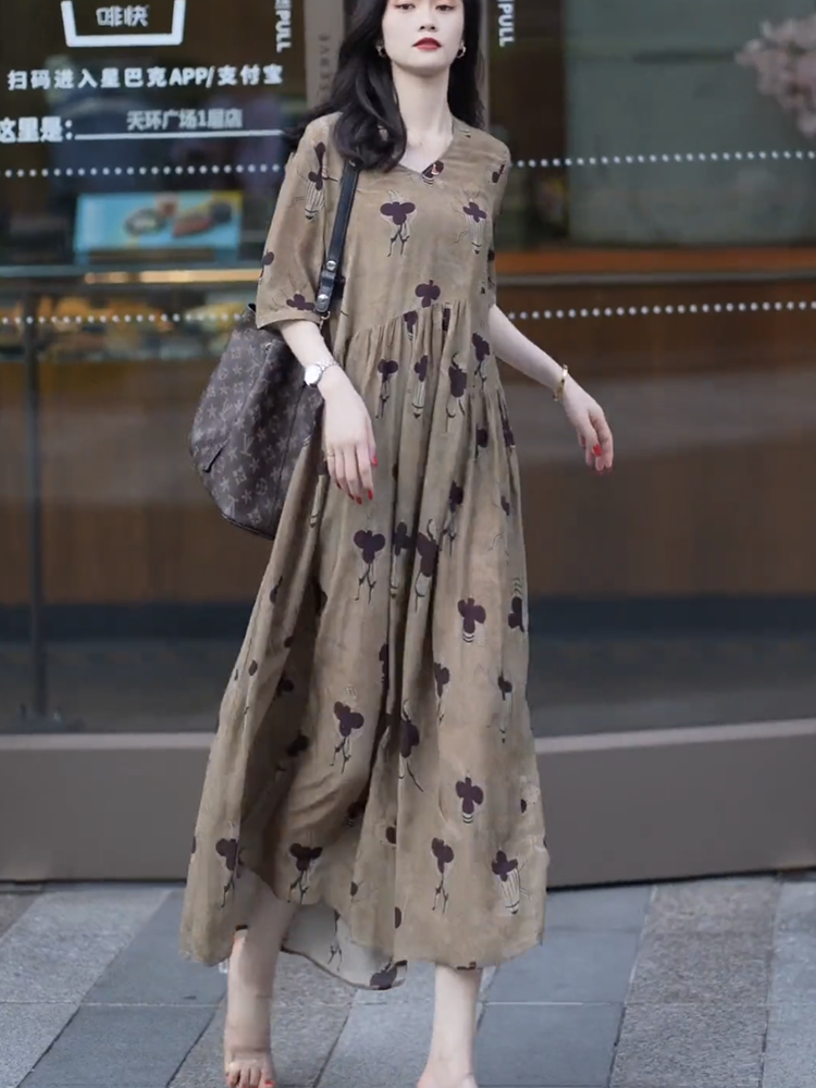 高端定制2022夏季新款气质V领桑蚕丝宽松遮肚子显瘦真丝连衣裙子