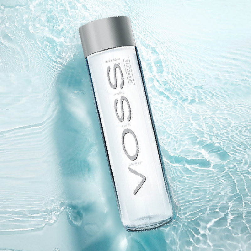 矿泉水voss玻璃瓶500ml24瓶整箱天然天然碱碱性挪威饮用水