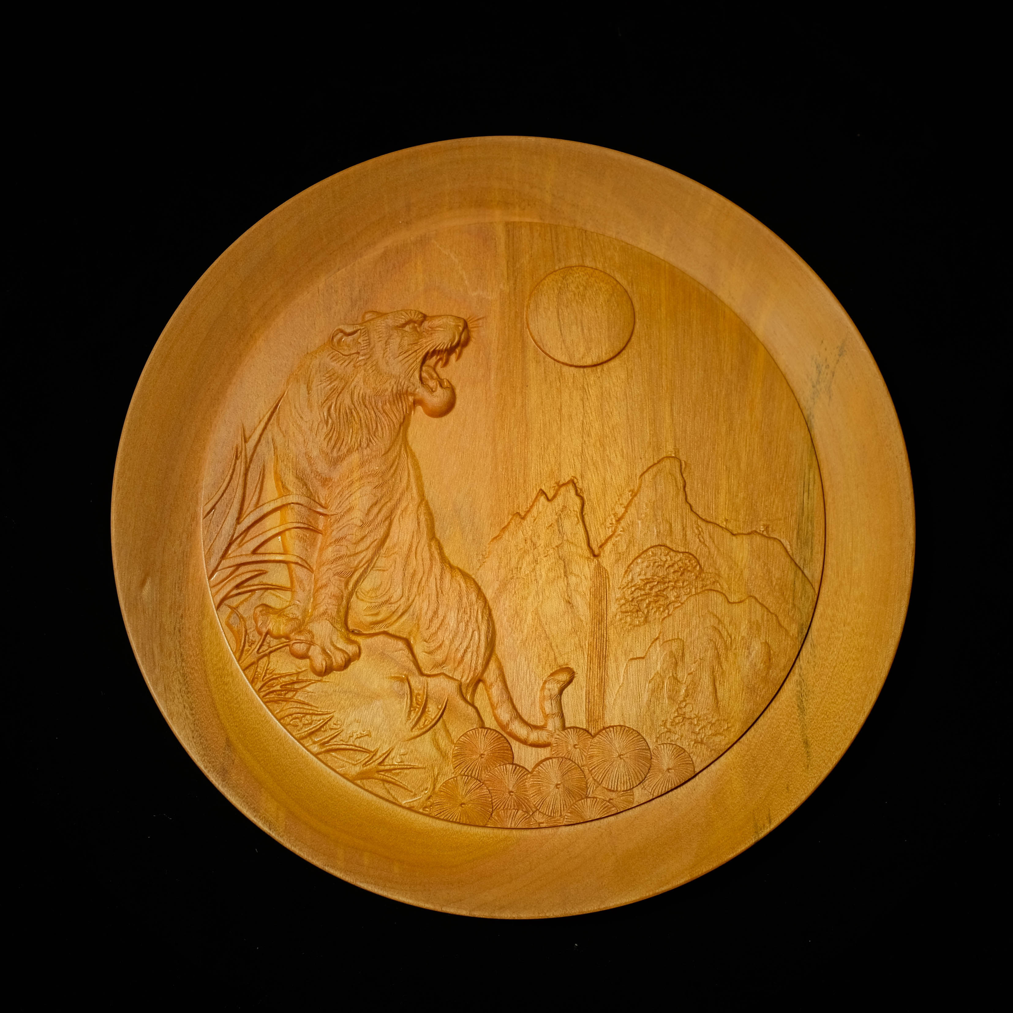 陆光正楠木虎啸山林手工雕刻非遗传承东阳木雕木雕