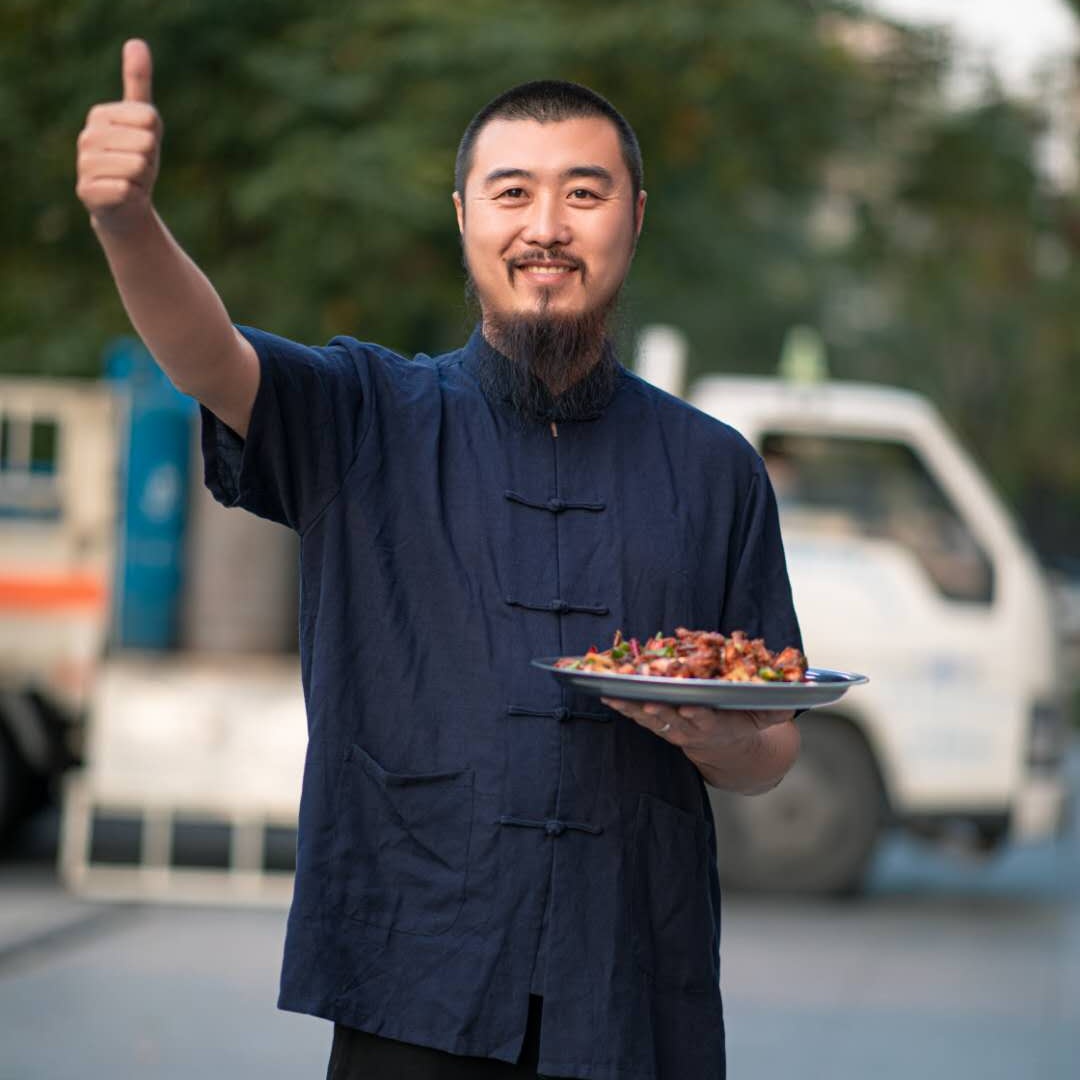 临沂张大彪炒鸡花椒酱临沂热销辣子小公鸡下单现做口味备注