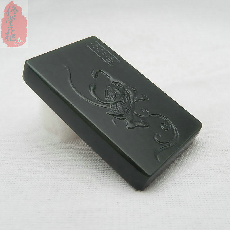 青玉牌子吊坠天然新疆和田玄武玉坠挂件玉牌颈饰