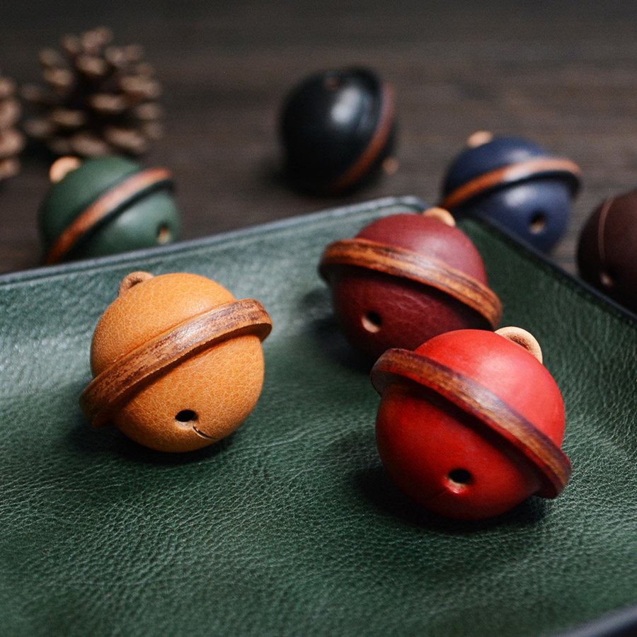 牧石皮艺手工定制皮具日式铃铛钥匙扣创意个性挂饰包包包挂件