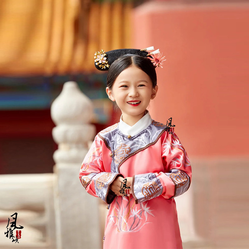 清朝宫廷小公主小格格格古装旗服儿童清装妃子儿童演出服