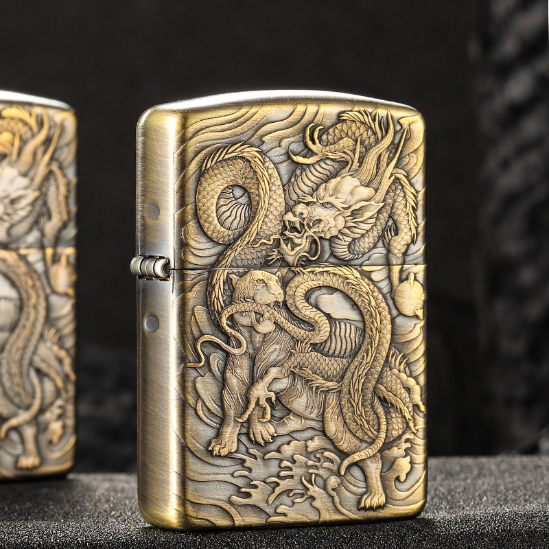zippo打火机正版男士刻字盔甲3d浮雕龙争虎斗限量zippo