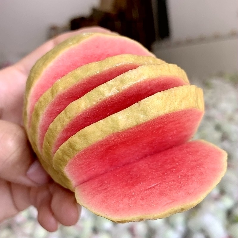 软糯芭乐草莓细滑红心酸甜番石榴5斤顺丰芭乐