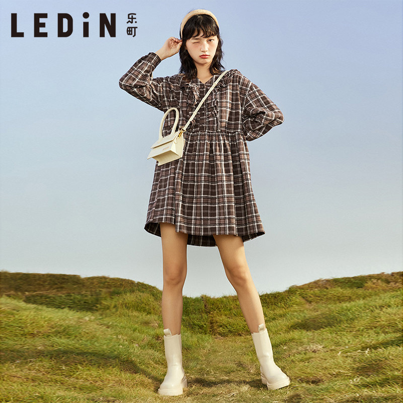乐町官方旗舰店连衣裙2021新款夏装学院风中中长格子连衣裙
