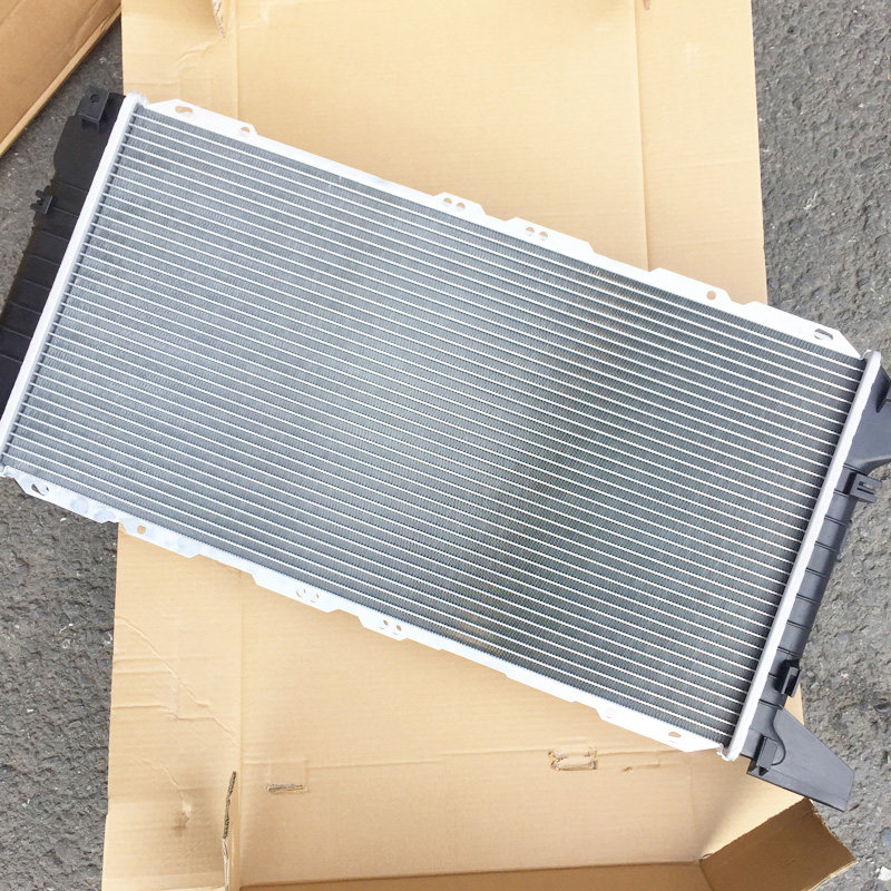 水箱福特江铃经典全顺散热器发动机循环冷却水箱