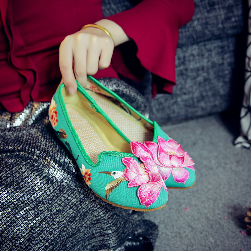 老北京绣花鞋女坡古风汉服立体荷花刺绣花朵民族风单鞋