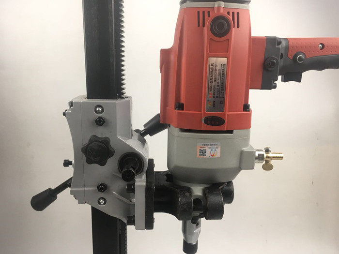 水钻钻机160c无水支架钻孔机工程架子手持固定其它电动工具
