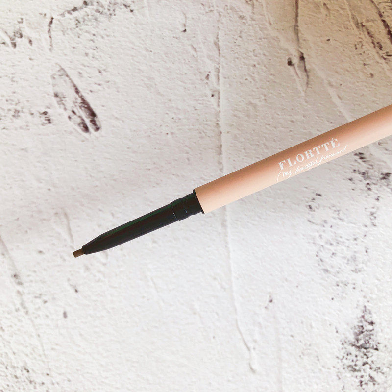 flortte 花洛丽亚花洛莉亚双头精细眉笔 颜色自然显色度佳 初学者