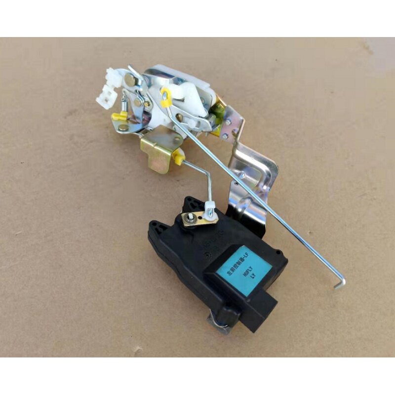 乐驰门锁前门车门中控锁宝骏中门控制器闭锁总成中控锁