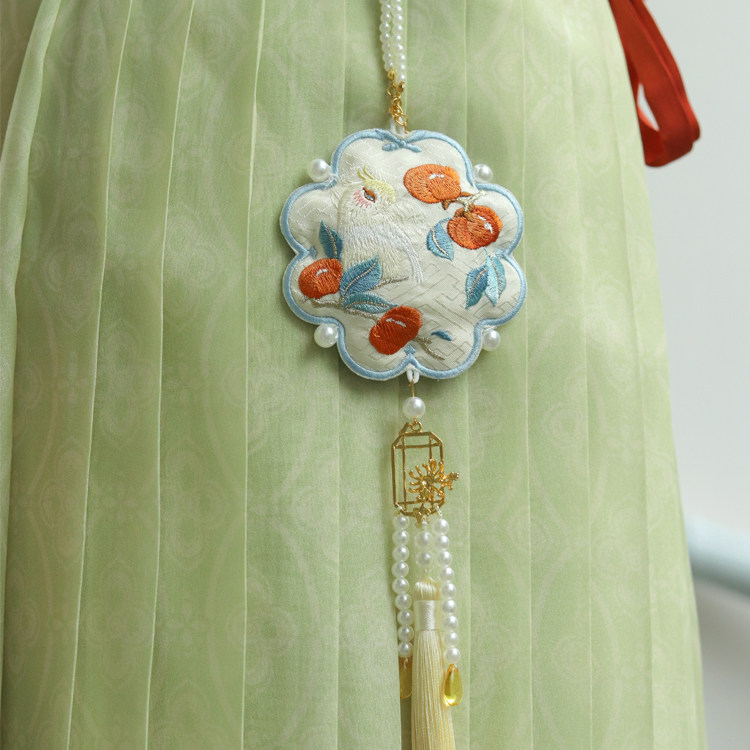 汉服配饰南雅雅集百搭双面刺绣香囊香包腰佩汉服