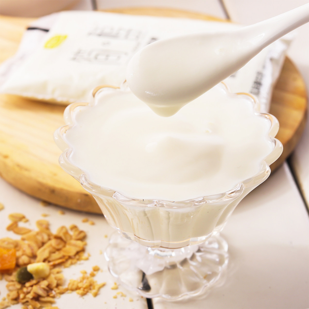 君乐宝简醇蔗糖低温酸奶网红小白透明牛奶160g酸奶