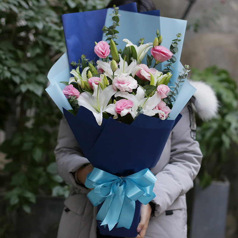百合生日韩式花束苏州鲜花速递南京无锡常州扬州南通昆明兰州同城