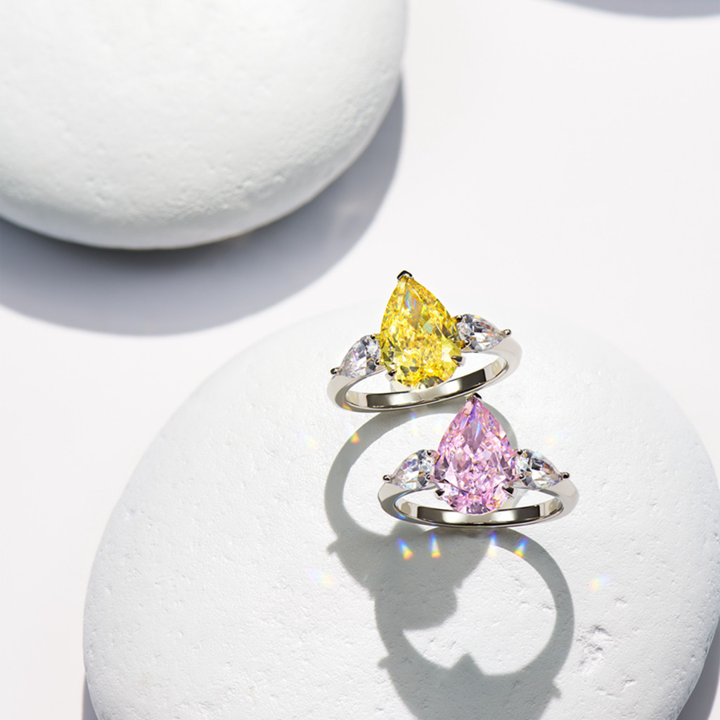 轻奢璀璨切割工艺4克拉水滴梨形粉钻黄钻戒指戒指