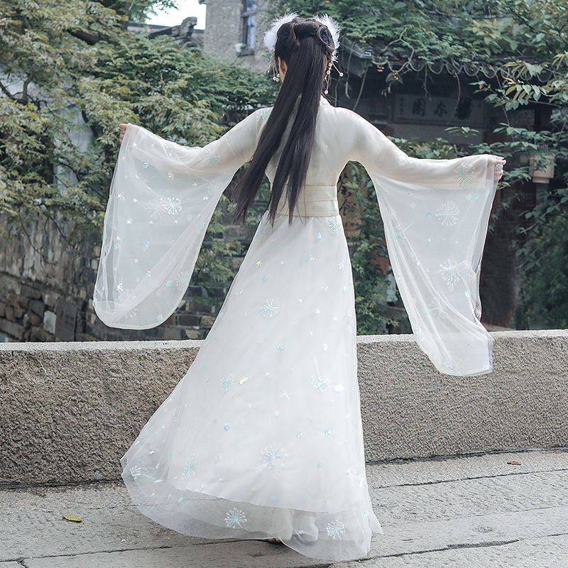原创汉服女古风广袖流仙裙改良版连衣裙古装民族舞蹈仙气春秋套装