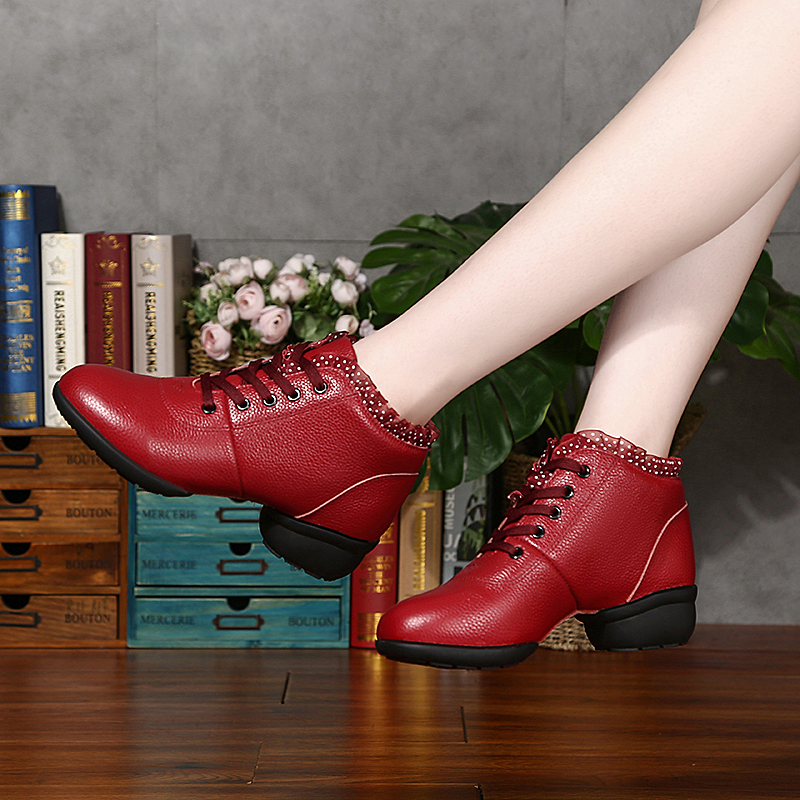 广场舞女鞋真皮舞蹈鞋女软跳舞鞋子中跟春季中老年现代舞鞋