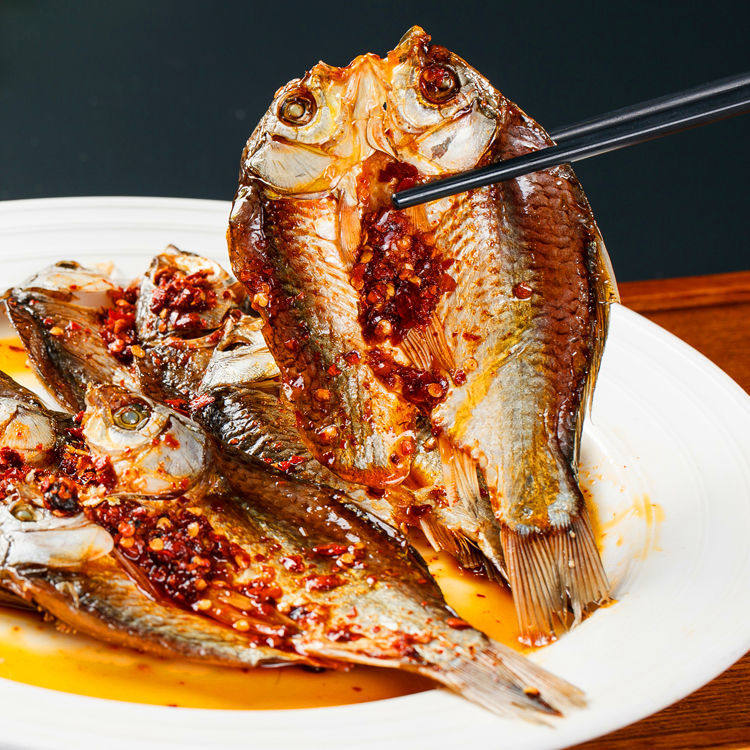 鲫鱼湖北特产农家晾晒风干咸鱼淡水干阳干大鱼干