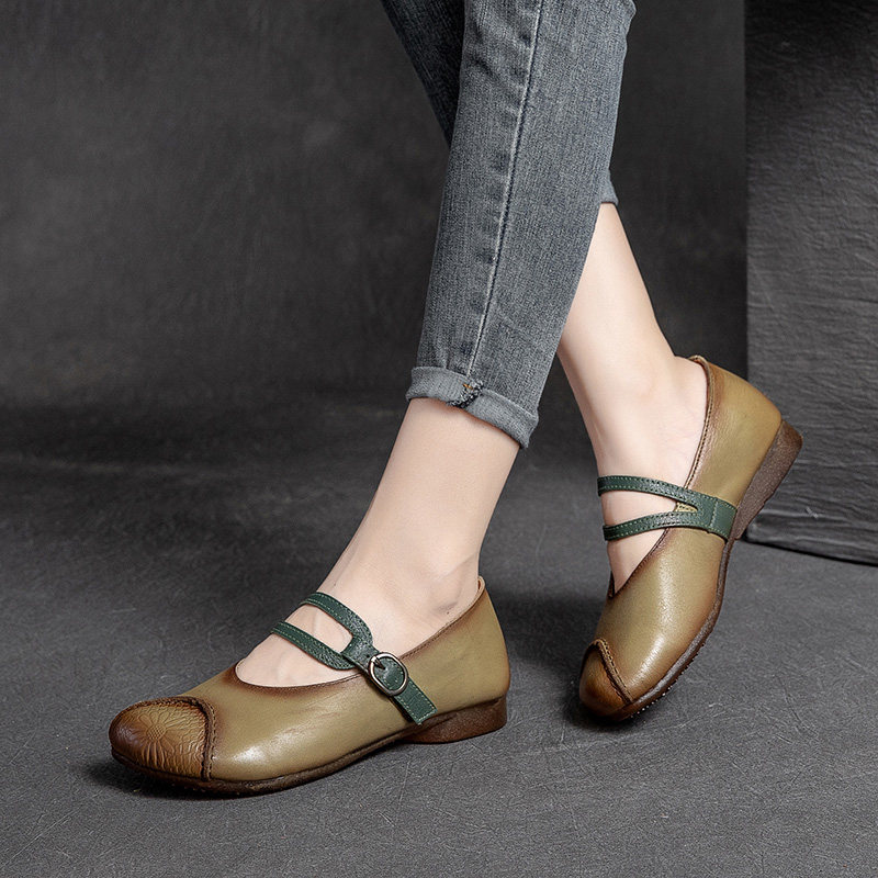 秋季民族风复古真皮女鞋平跟休闲中老年皮鞋软底单鞋