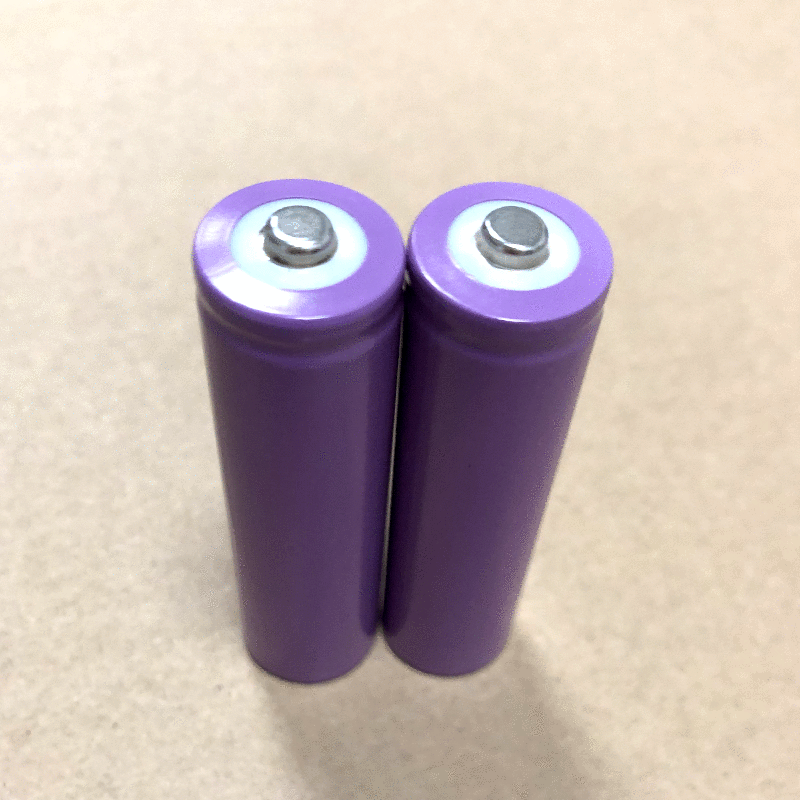 厂家18650锂电池尖头1200毫安3.7v风扇充电手电筒充电电池普通干电池