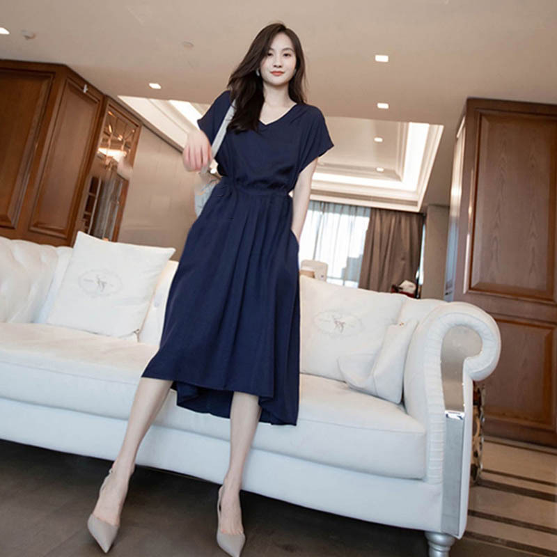 欧洲站2022夏季新款藏蓝色长裙法式v领复古轻奢风气质