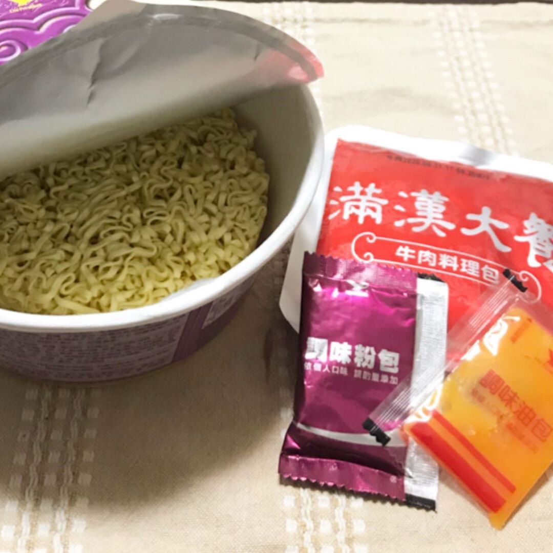 台湾统一满汉大餐满汉全席牛肉面方便面袋装牛肉面袋装3袋入