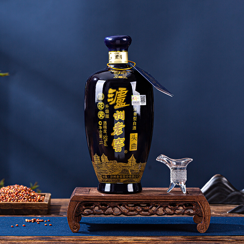 泸州老窖经典蓝花瓷52度整箱六瓶