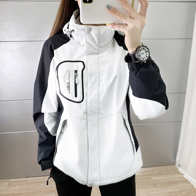 秋冬户外运动冲锋衣女加厚可拆卸三合一登山服男防风防水外套套装