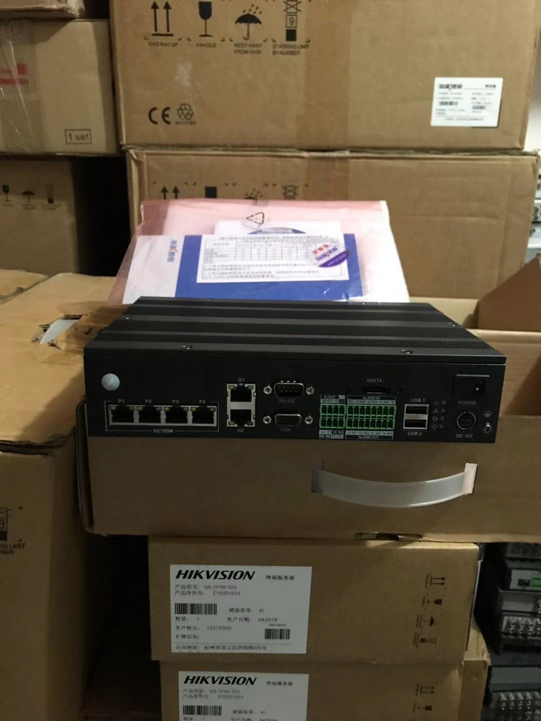 海康智能交通终端服务器ds-tp50-04a另有ds-tp50-12a4tb嵌入式硬盘