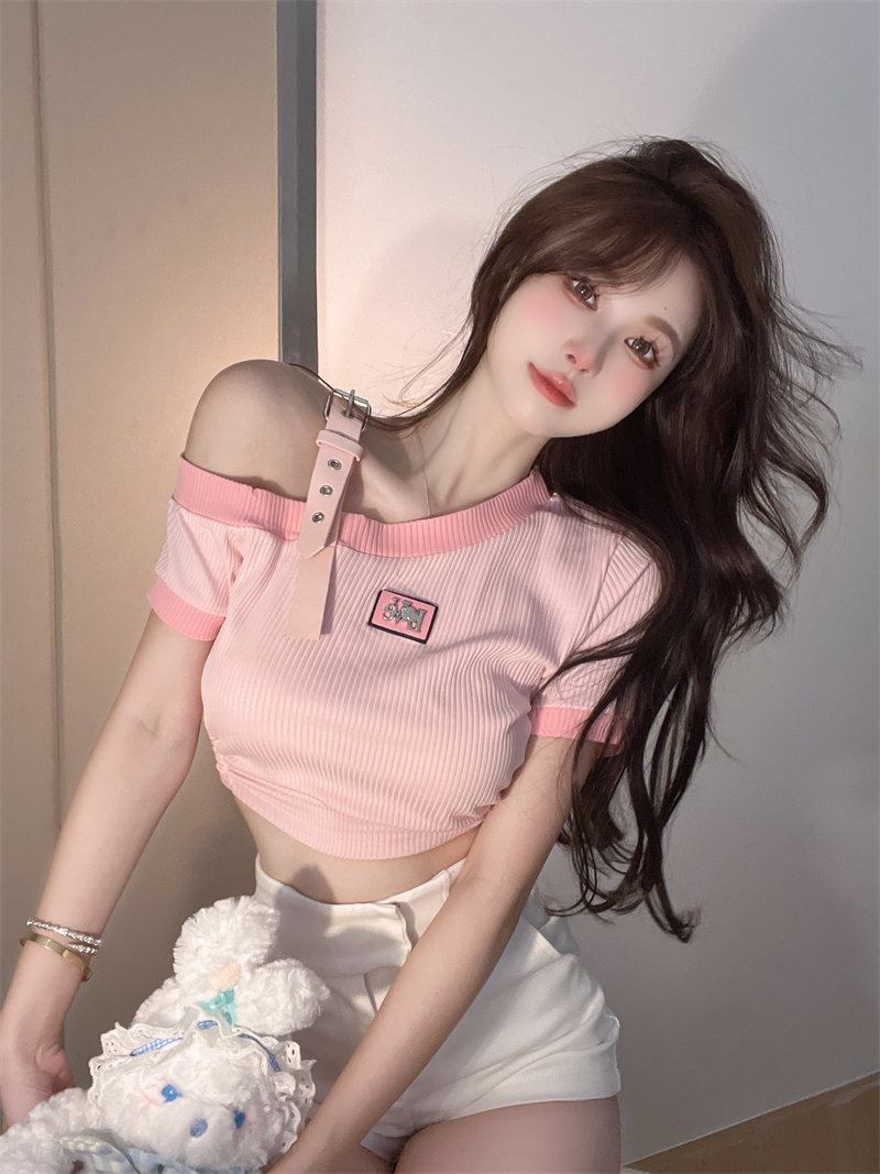 网红直播衣服主播服装上镜性感可爱甜心少女粉色辣妹短款露肩上衣