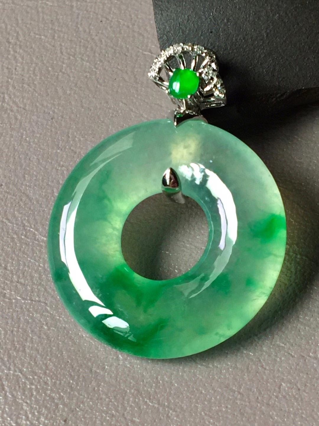 七小匠天然缅甸老坑a货翡翠玉石雕刻高冰阳绿平安扣子翡翠吊坠女