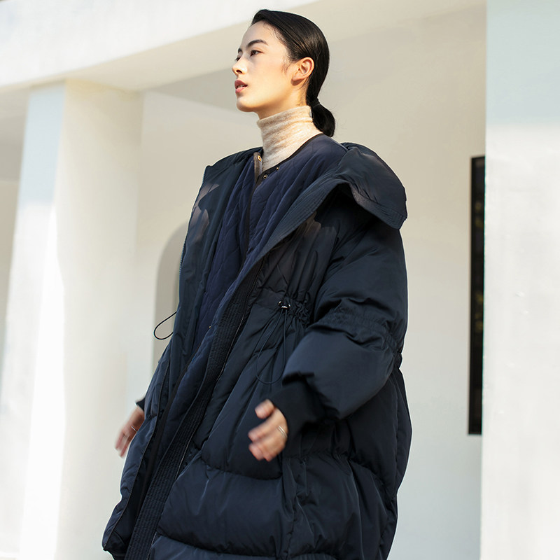 播2021冬季新款小众设计感抽身收腰宽松大立领茧型长款羽绒服女潮