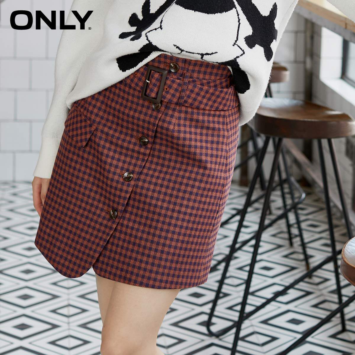 only奥莱秋季高腰直筒显瘦百搭不对称短款半身裙女120416002