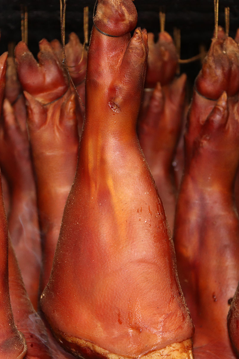 四川特产腊肉猪蹄农家自制柴火烟熏整只奉节腊猪脚云南酸汤腊猪腿