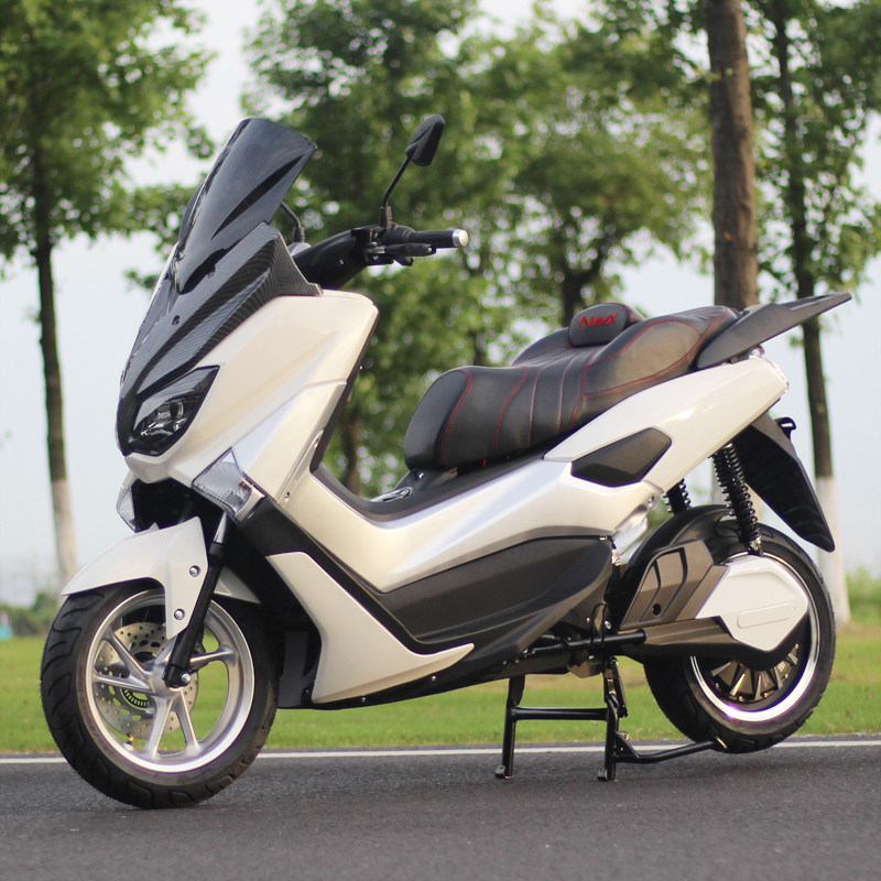新国标国标电动踏板摩托车跑车自由骑士大功率电瓶车猛士电动摩托车