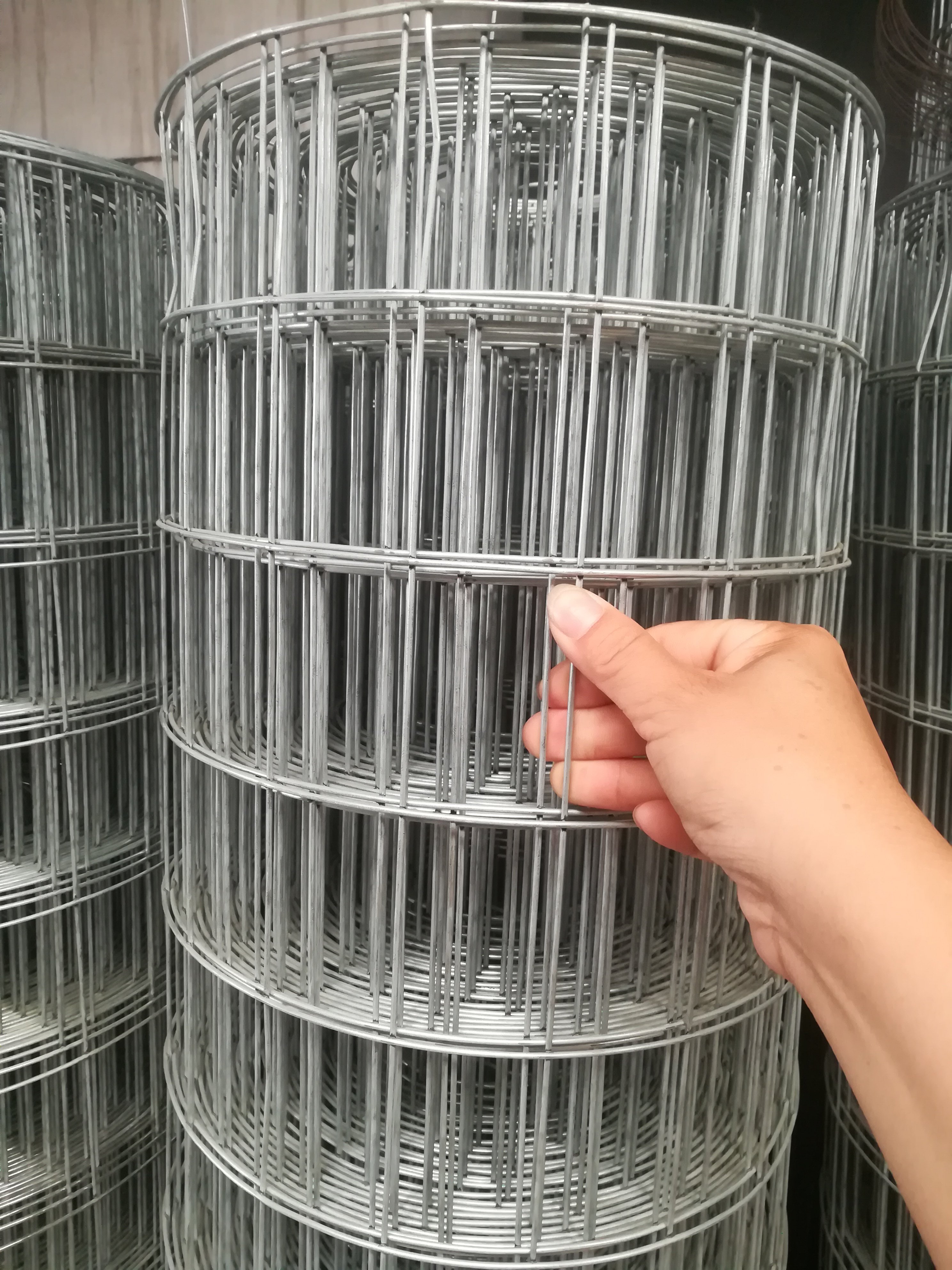 玉米铁丝网隔离网养殖储存铁网网子子苞米护栏