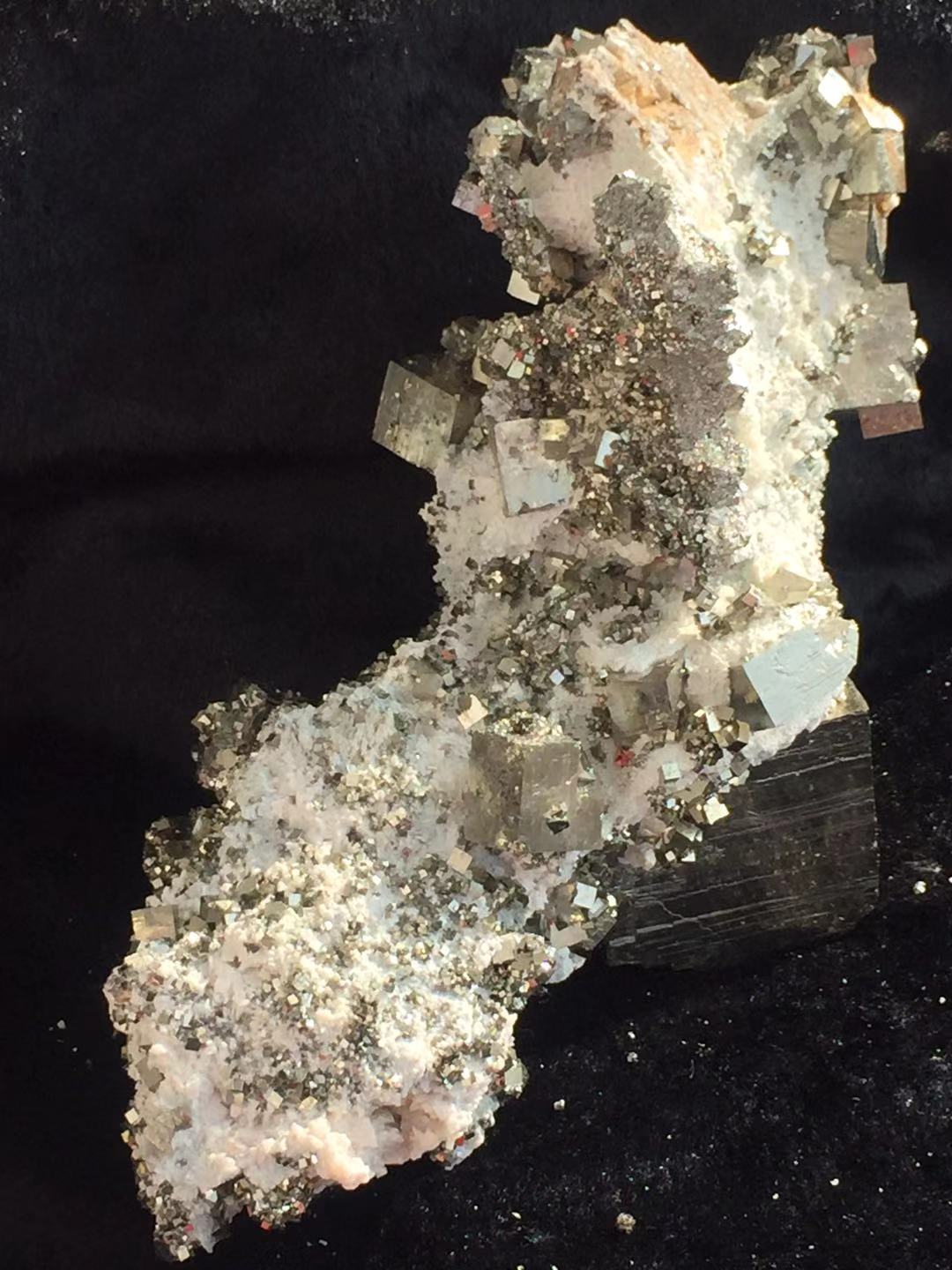 原石摆件天然黄铁矿黄铜矿大块旺财开运观赏石镇宅奇石