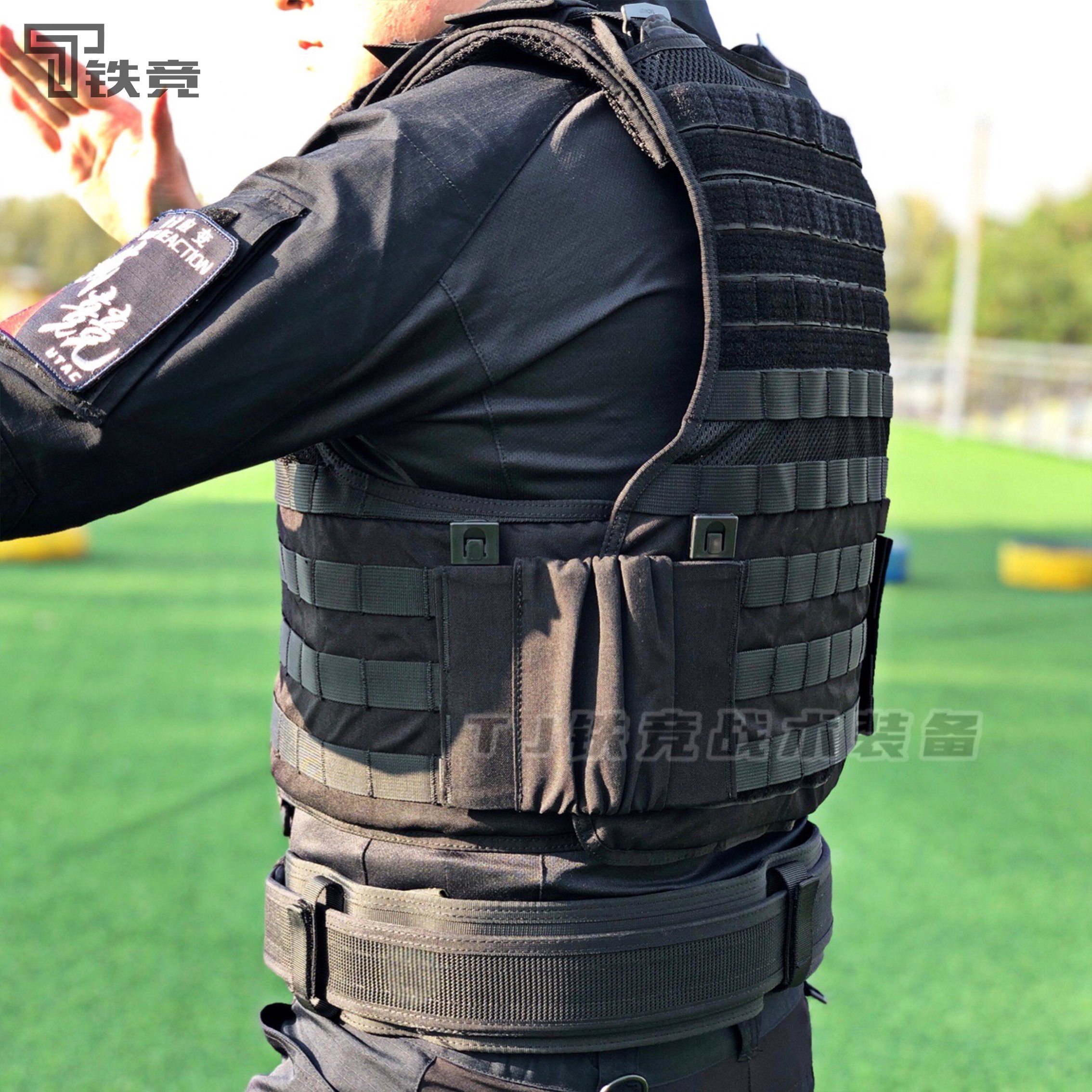 战术背心勤务巡逻防护马甲铁显执勤斥候蜂快战术背心