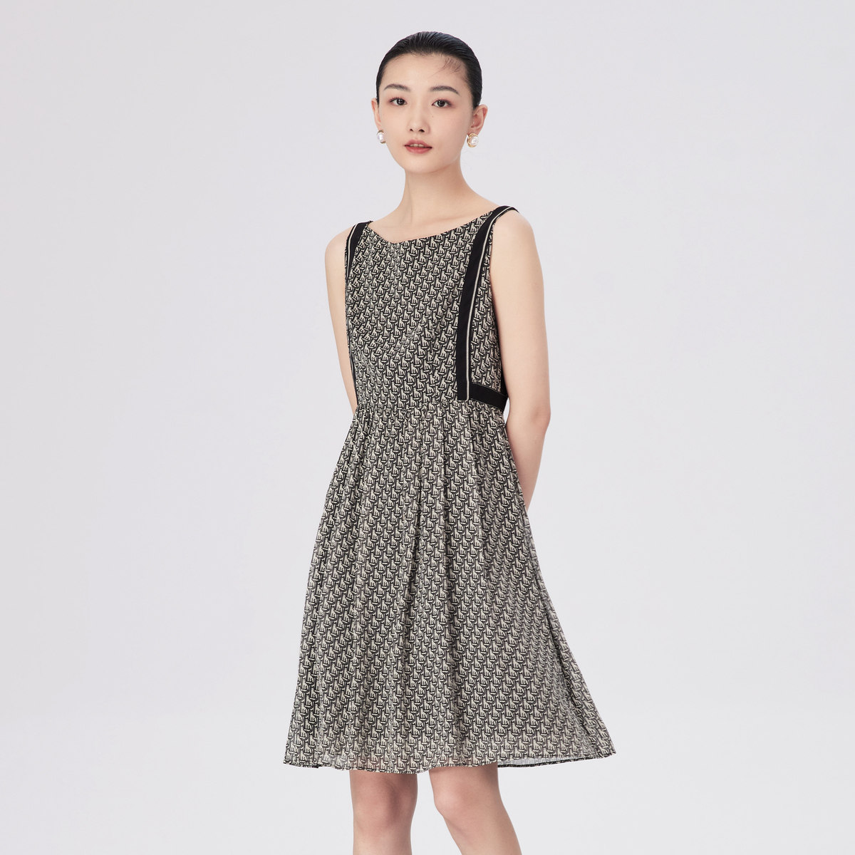 vgrass维格娜丝2021夏季新款商场同款礼服印花连衣裙连衣裙